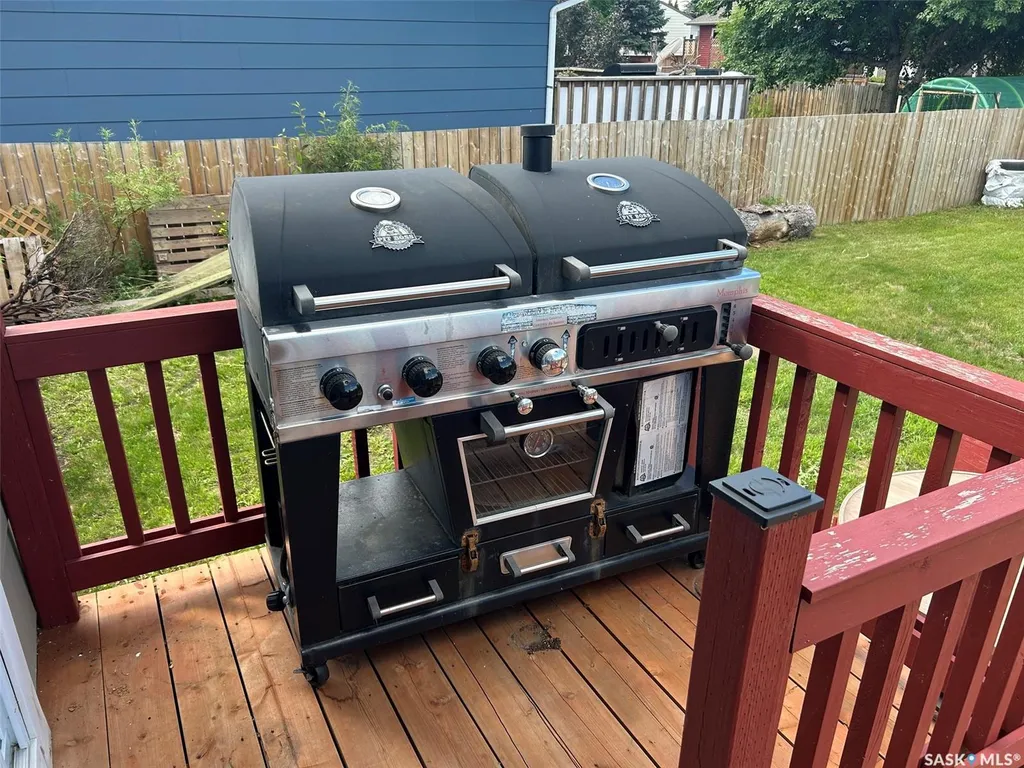 322 35th Street Battleford SK S0M 0E0