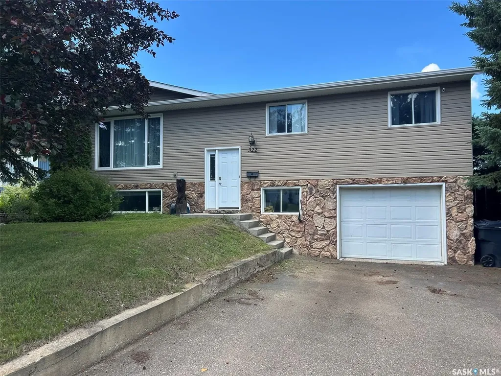 322 35th Street Battleford SK S0M 0E0