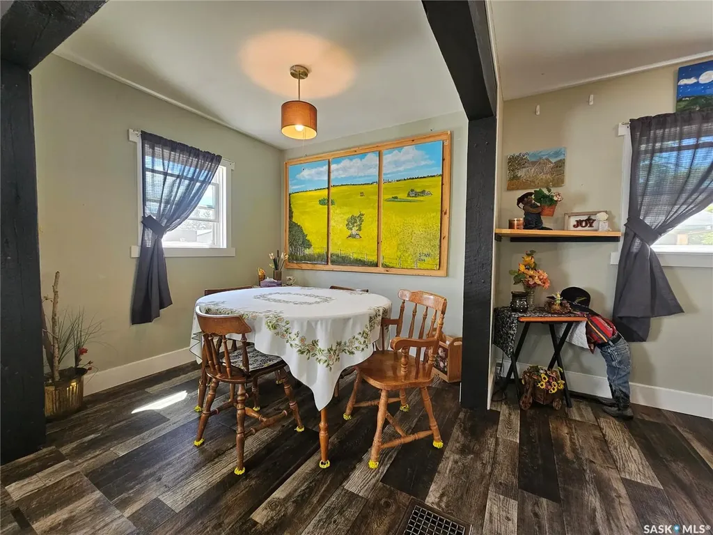 201 Main Street Glaslyn SK S0M 0Y0