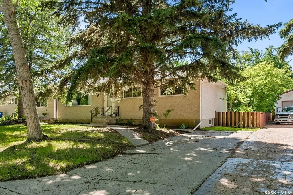 108 Marsh Crescent Regina SK S4S 5R6