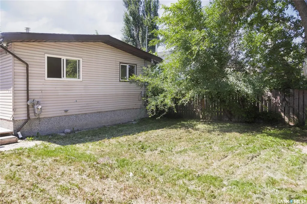 1450 15th Street W Prince Albert SK S6V 3T1