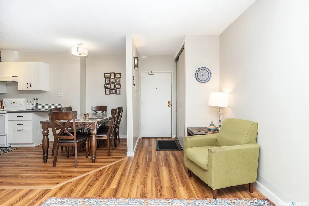 423 Tait Court Saskatoon SK S7H 5L3
