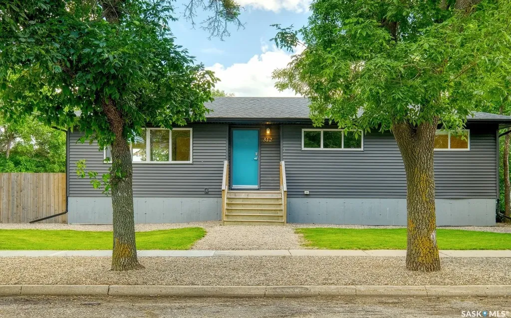 312 4th Avenue E Rosetown SK S0L 2V0