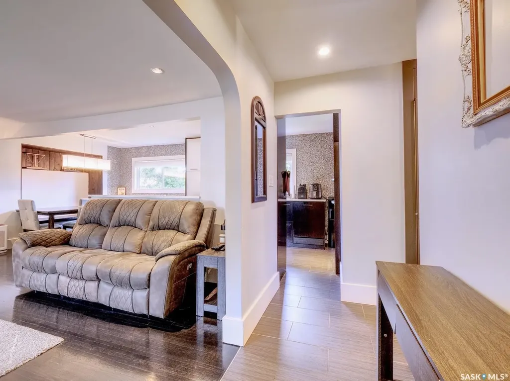 312 4th Avenue E Rosetown SK S0L 2V0