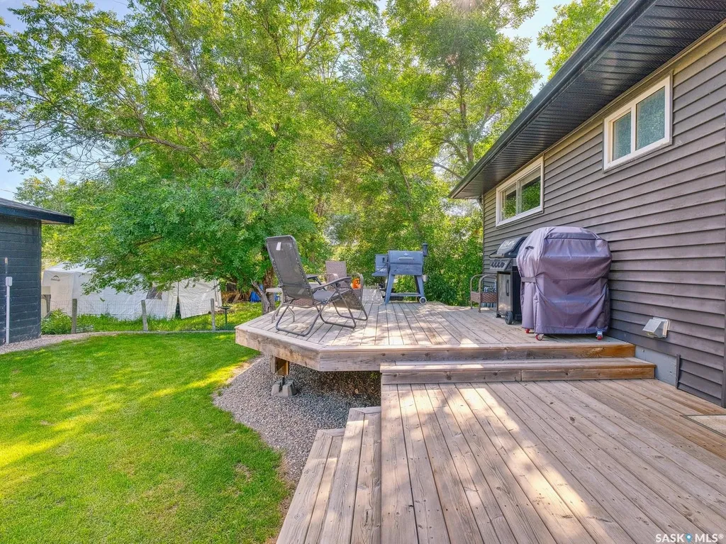 312 4th Avenue E Rosetown SK S0L 2V0