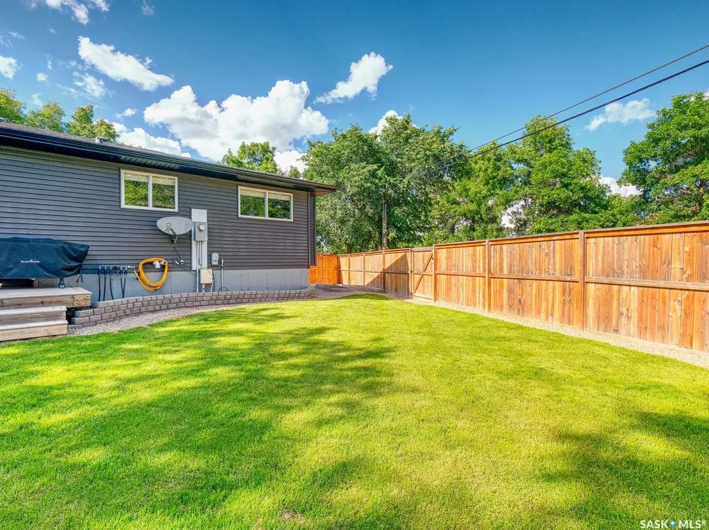 312 4th Avenue E Rosetown SK S0L 2V0