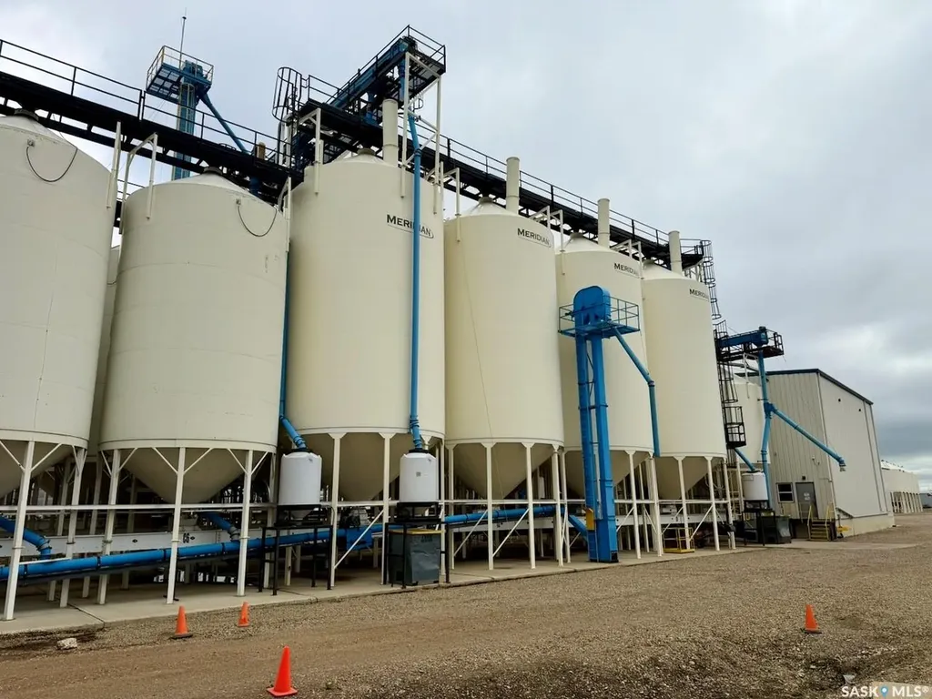 717 South Railway Street W Swift Current SK S9H 2Y9