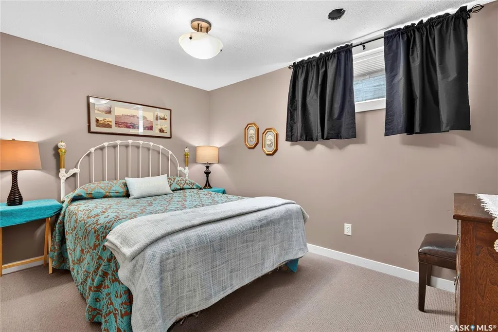 2202 Arens Road E Regina SK S4V 1G3