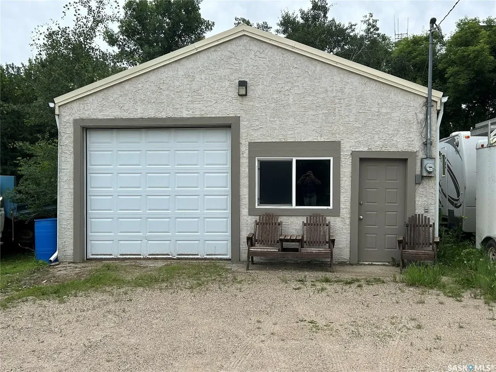333 Centre Street Regina Beach SK S0G 4C0