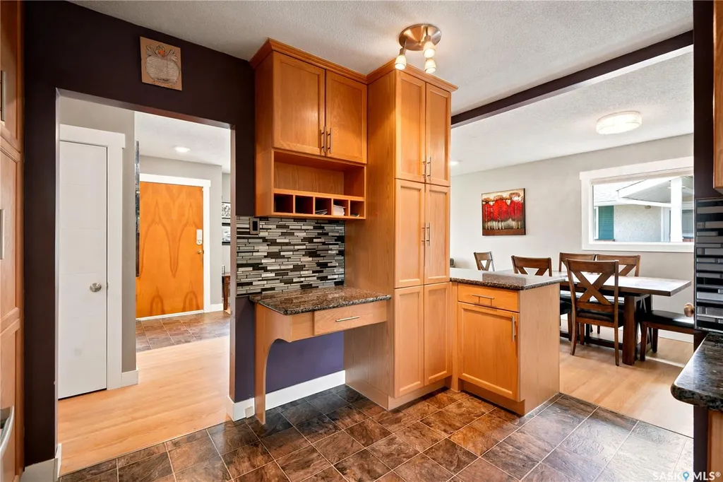 52 Tucker Crescent Saskatoon SK S7H 3H5