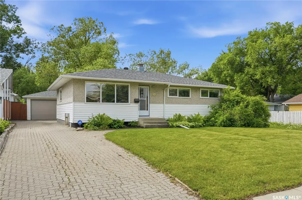 52 Tucker Crescent Saskatoon SK S7H 3H5