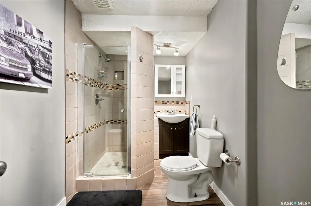 52 Tucker Crescent Saskatoon SK S7H 3H5