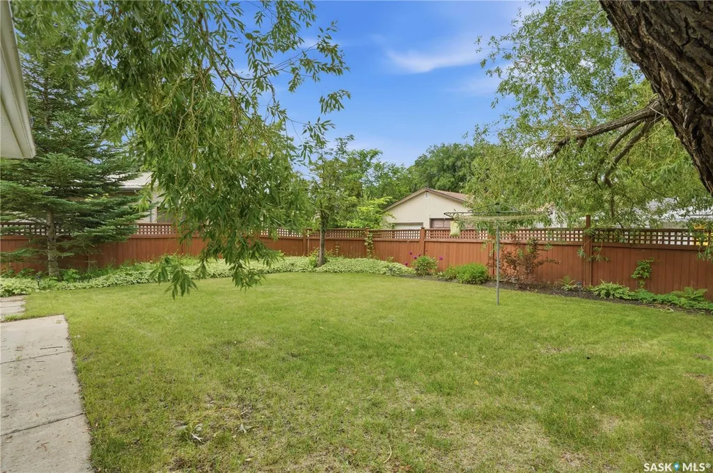 52 Tucker Crescent Saskatoon SK S7H 3H5