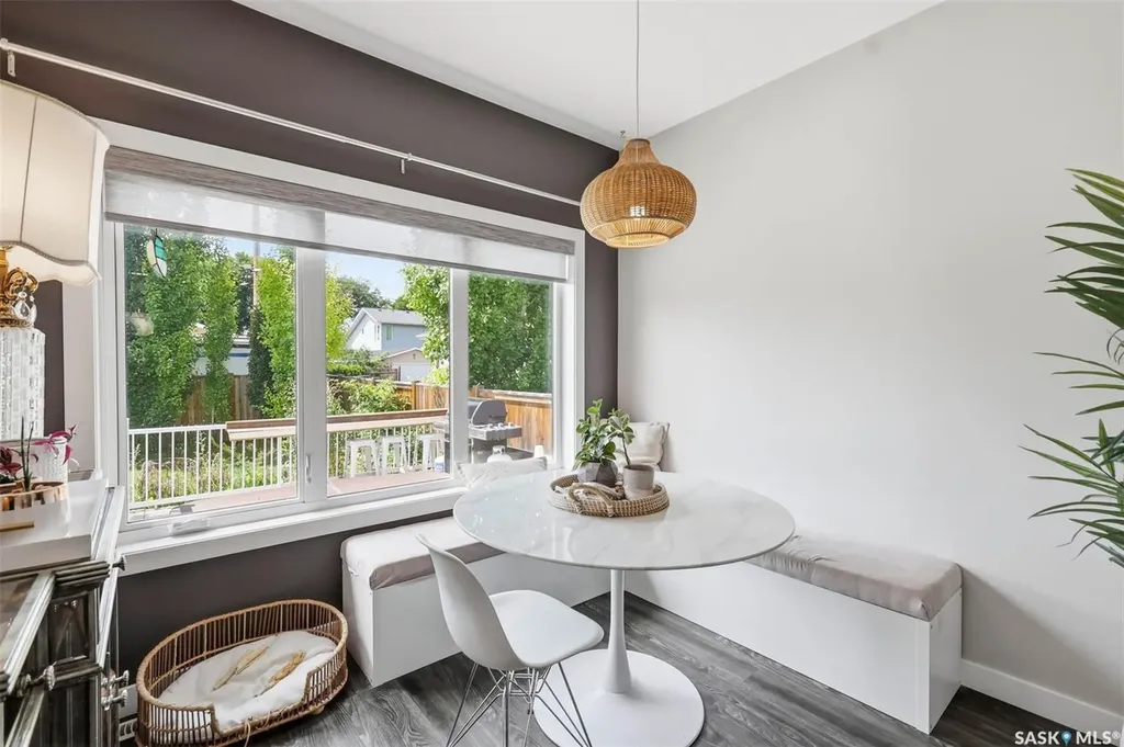 1521 10th Avenue N Saskatoon SK S7K 3A7