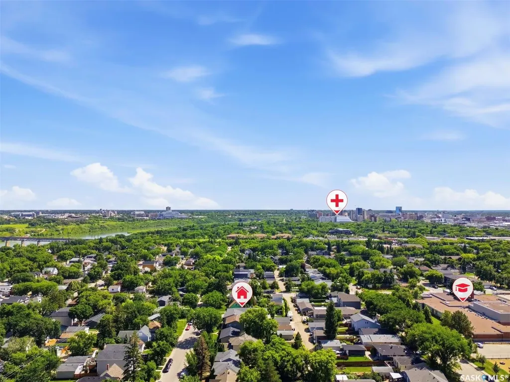 1521 10th Avenue N Saskatoon SK S7K 3A7