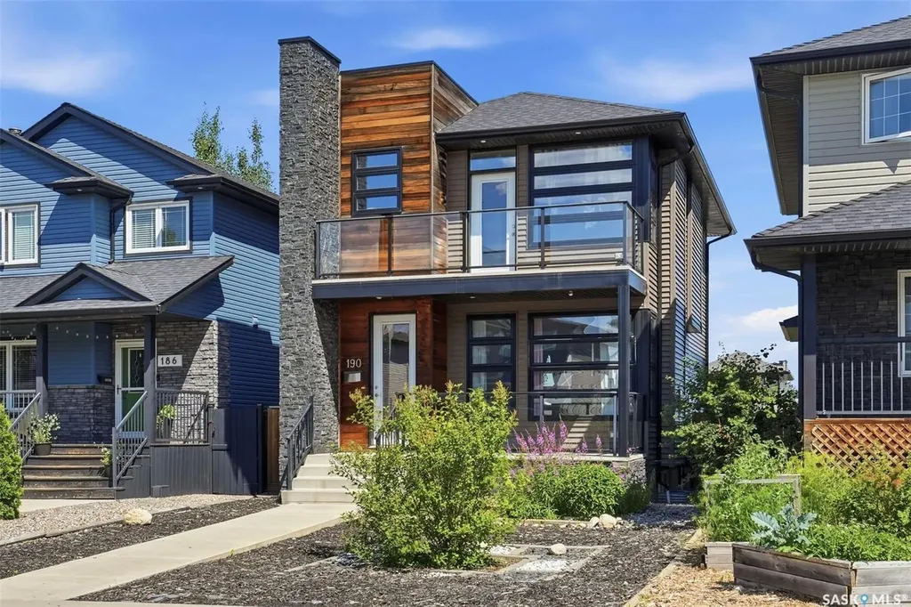 190 Rajput Way Saskatoon SK S7W 0L5