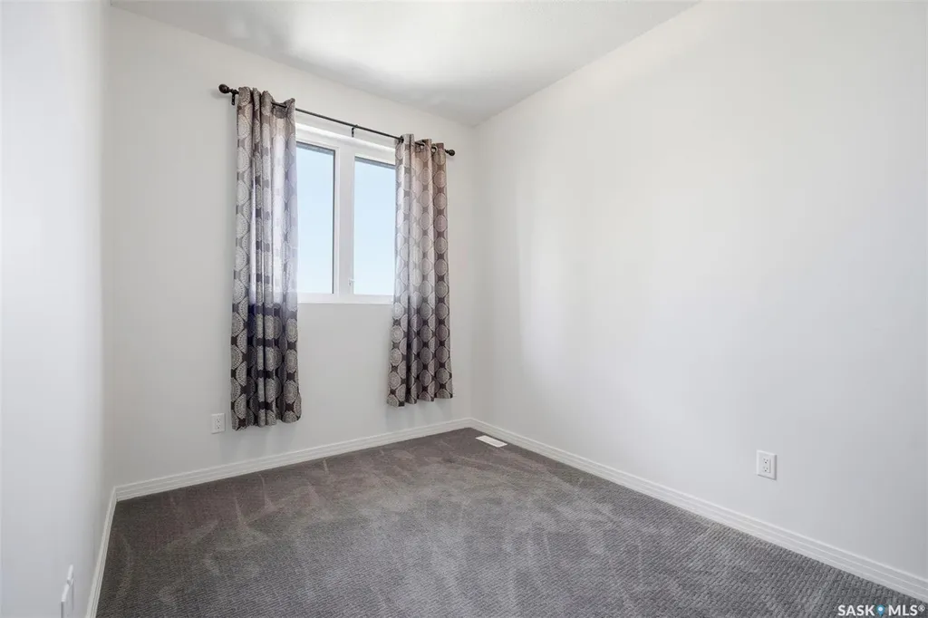 190 Rajput Way Saskatoon SK S7W 0L5