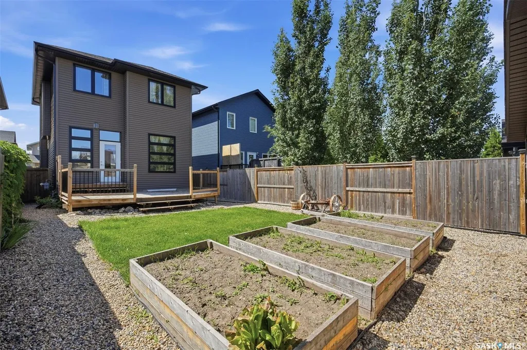 190 Rajput Way Saskatoon SK S7W 0L5