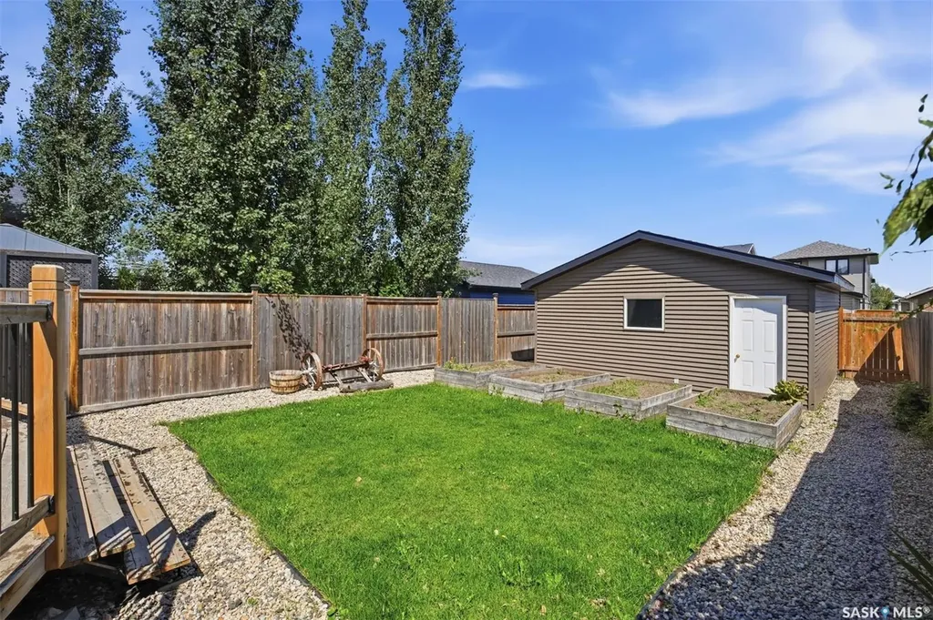 190 Rajput Way Saskatoon SK S7W 0L5