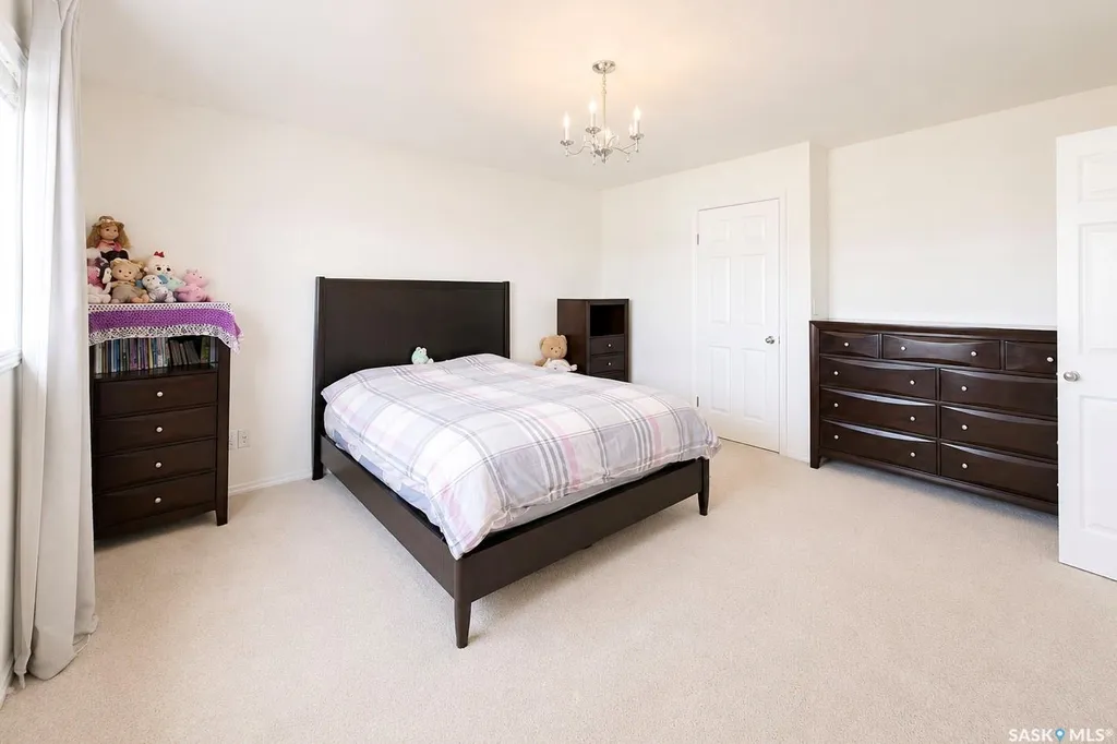 338 Stensrud Road Saskatoon SK S7W 1B4