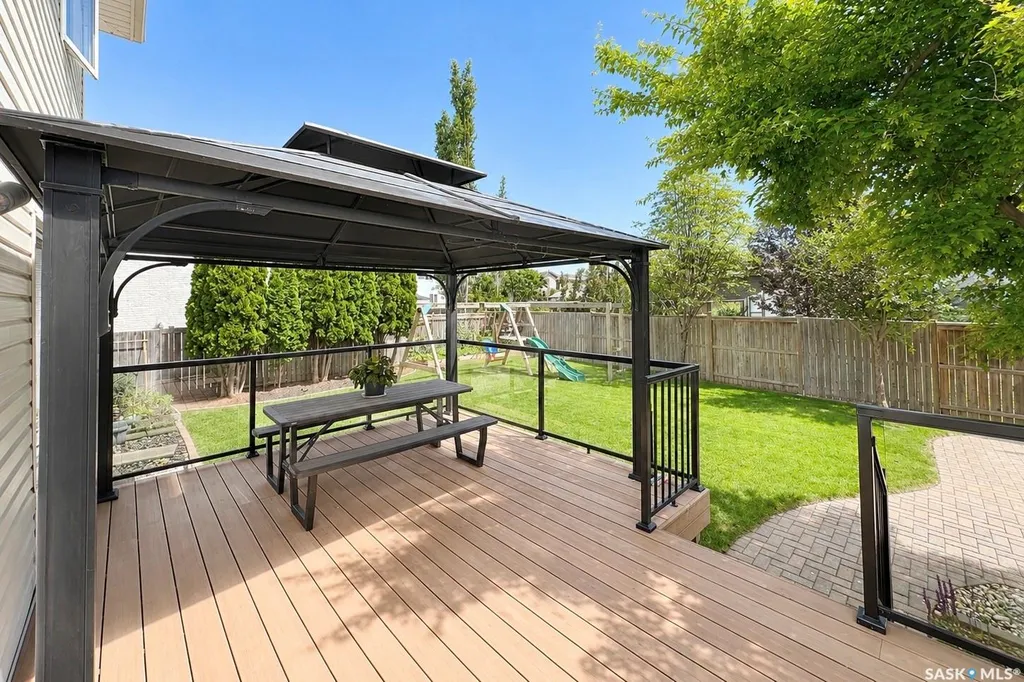 338 Stensrud Road Saskatoon SK S7W 1B4