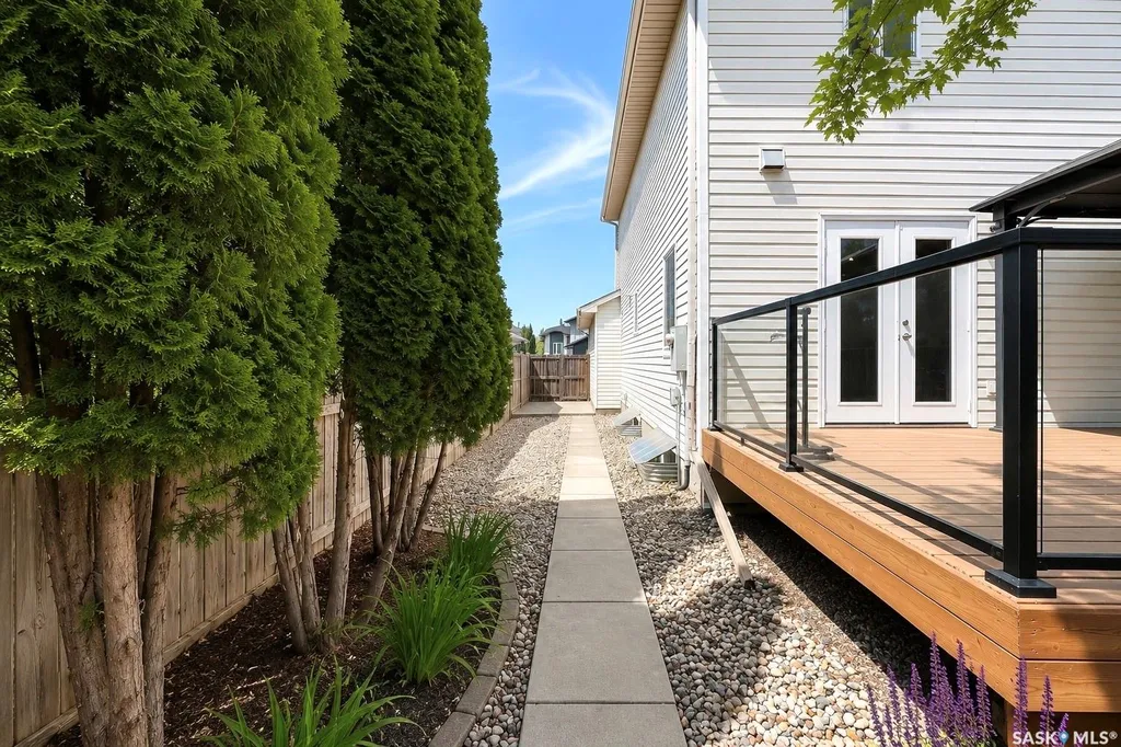338 Stensrud Road Saskatoon SK S7W 1B4