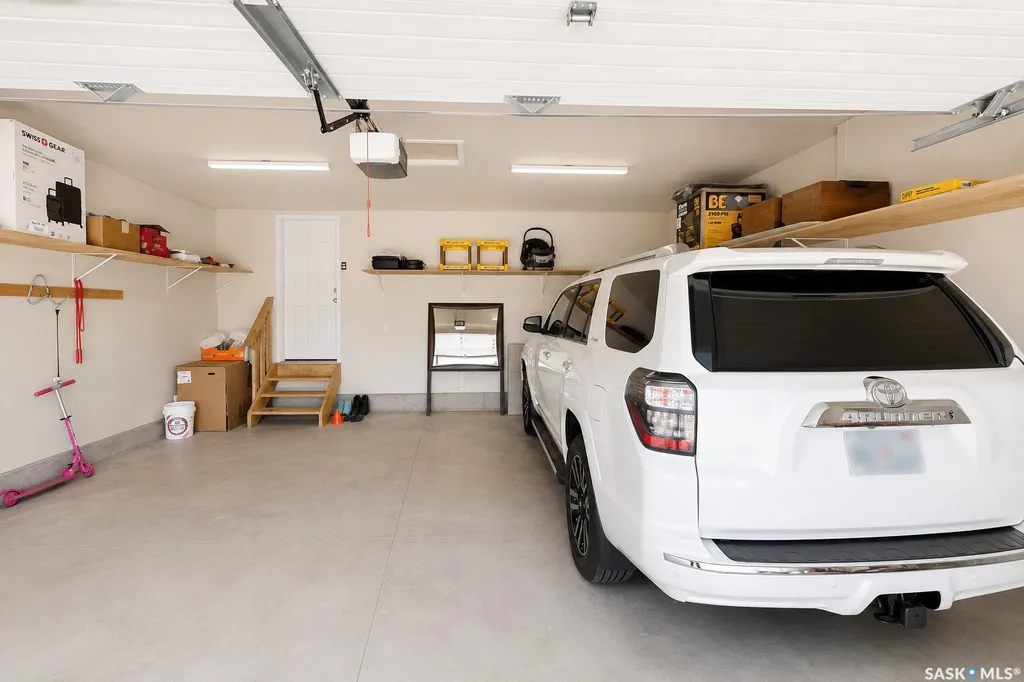 338 Stensrud Road Saskatoon SK S7W 1B4
