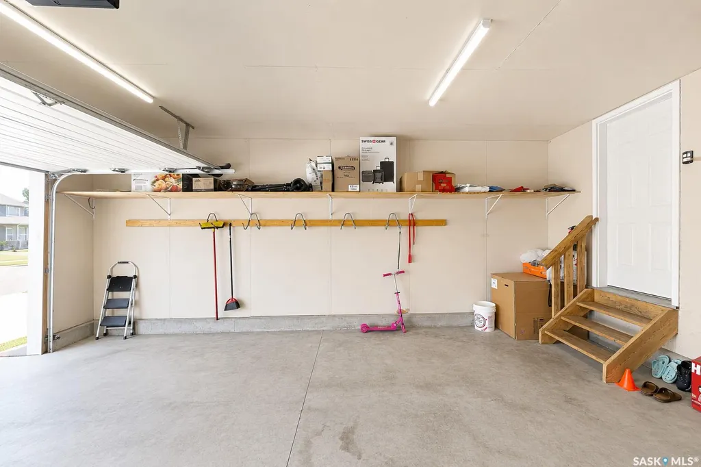 338 Stensrud Road Saskatoon SK S7W 1B4