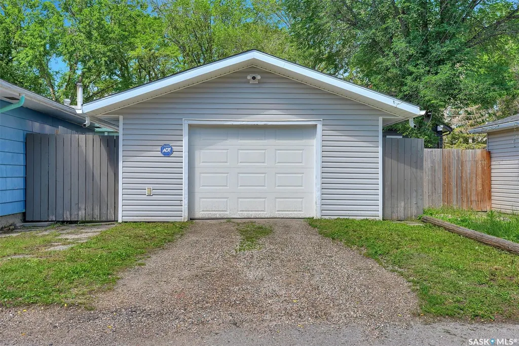 1223 Robinson Street Regina SK S4T 2N3