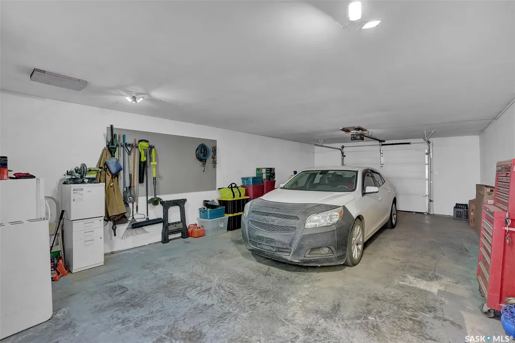 1223 Robinson Street Regina SK S4T 2N3