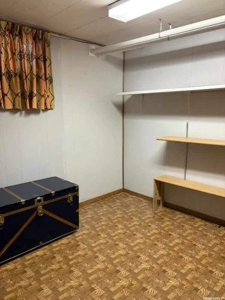 203 Argyle Street Regina SK S4R 4C5