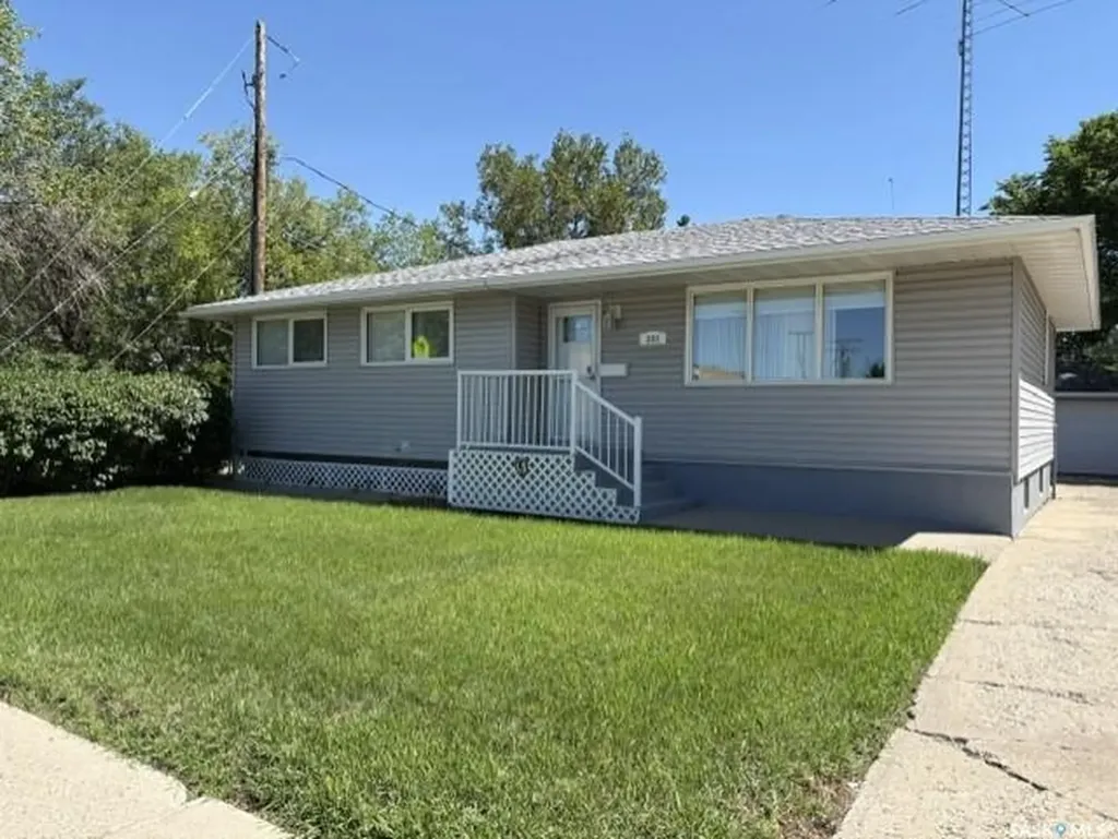 203 Argyle Street Regina SK S4R 4C5