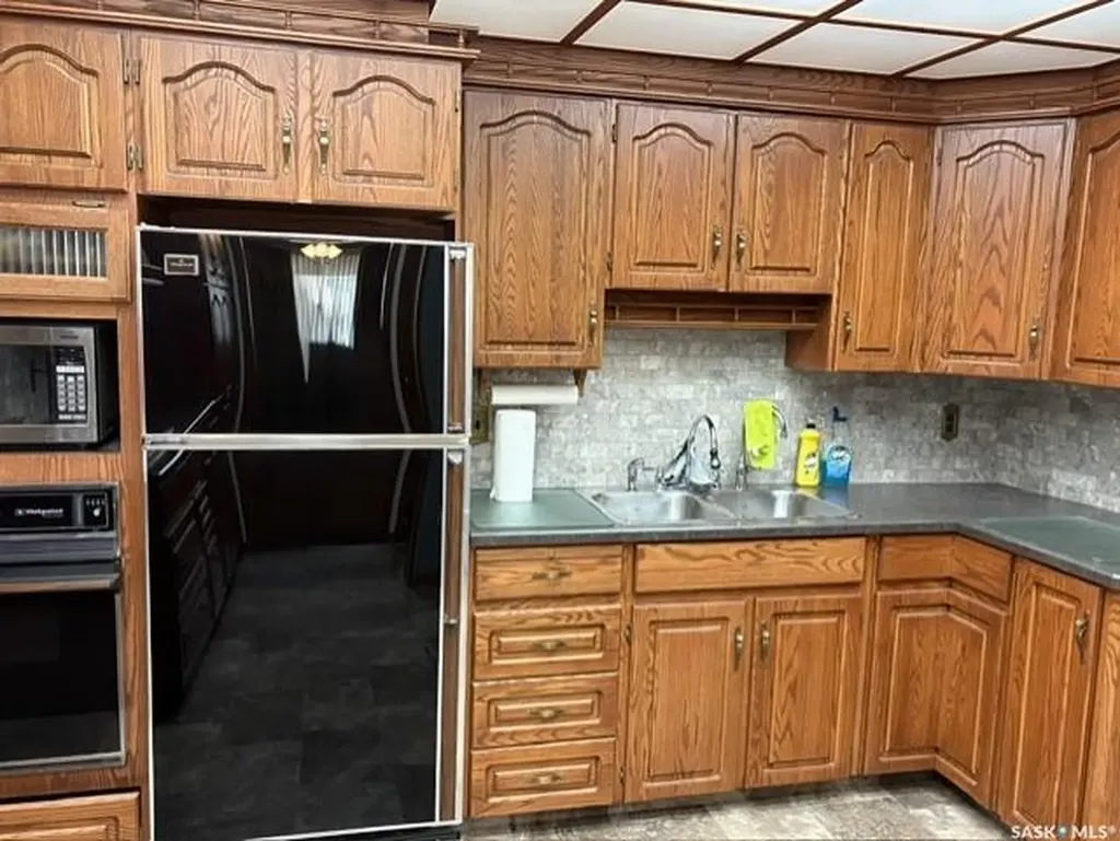 203 Argyle Street Regina SK S4R 4C5