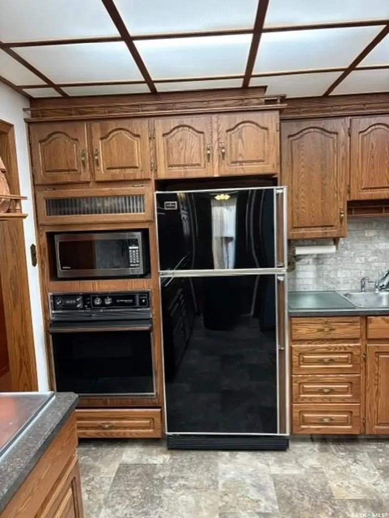 203 Argyle Street Regina SK S4R 4C5