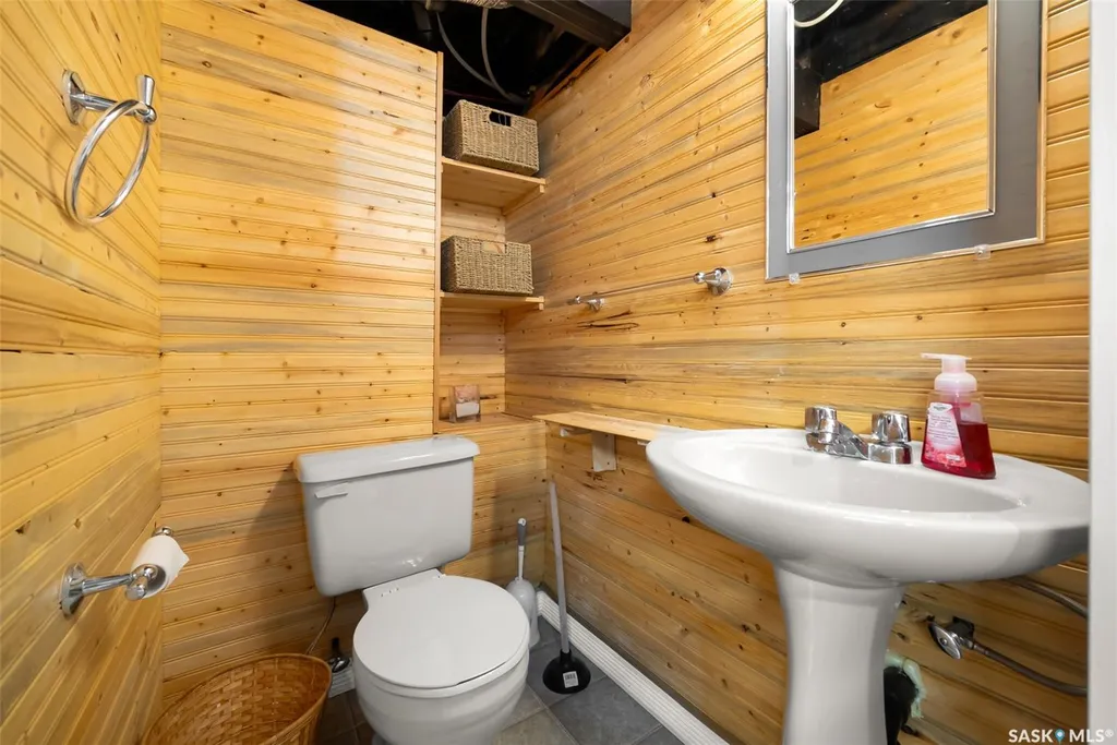 224 Pickerel Street Mckillop Rm No. 220 SK S0G 4L0