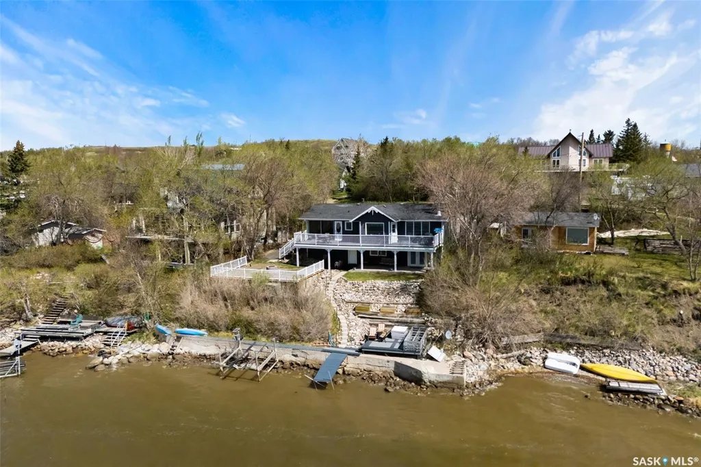 224 Pickerel Street Mckillop Rm No. 220 SK S0G 4L0