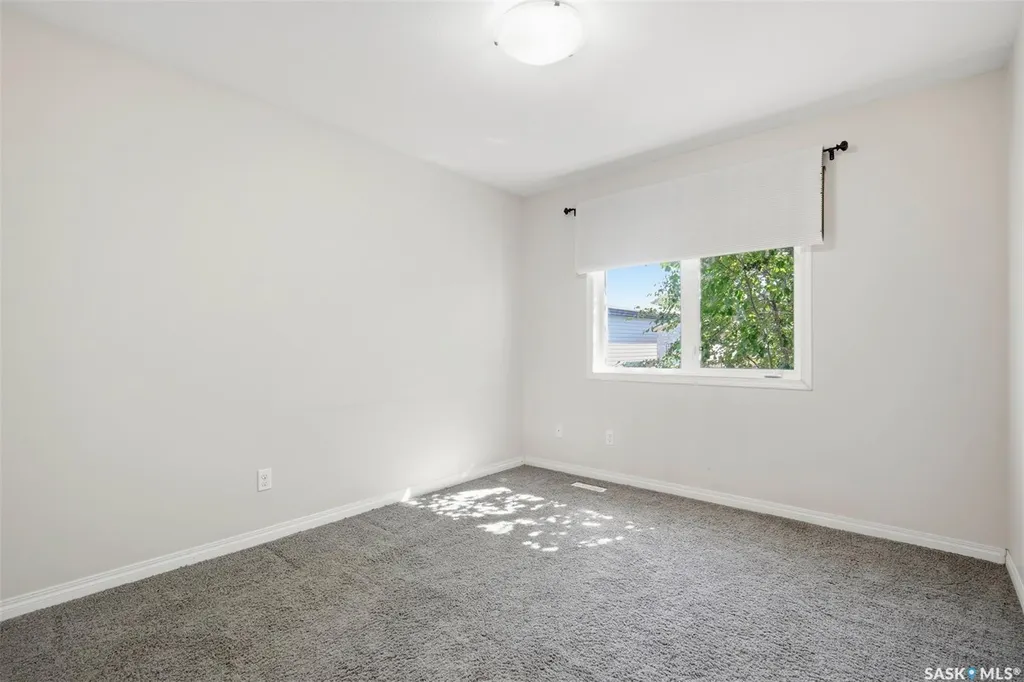 435 Coad Manor Saskatoon SK S7R 0C6