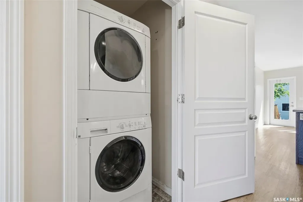 435 Coad Manor Saskatoon SK S7R 0C6