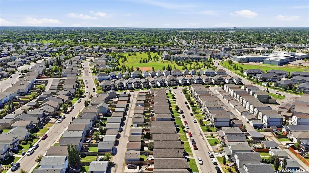 435 Coad Manor Saskatoon SK S7R 0C6