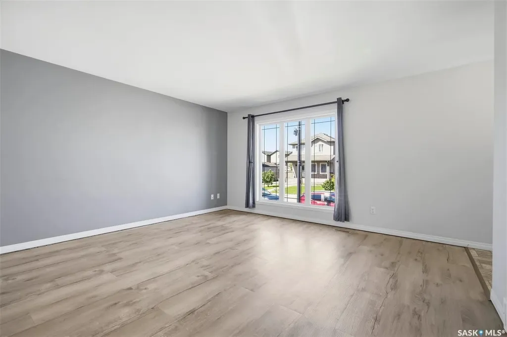 435 Coad Manor Saskatoon SK S7R 0C6