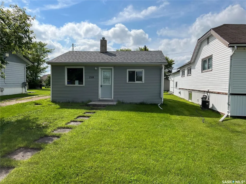218 Barrows Street Maryfield SK S0G 3K0