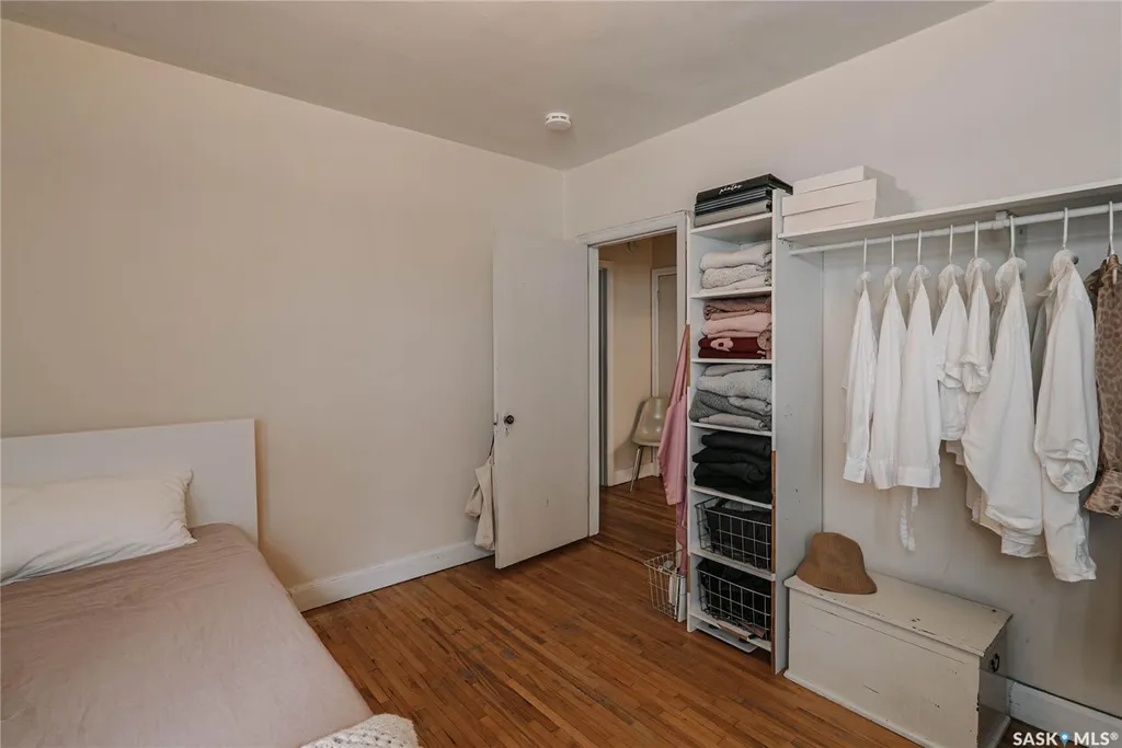 710 Mcpherson Avenue Saskatoon SK S7N 0X8