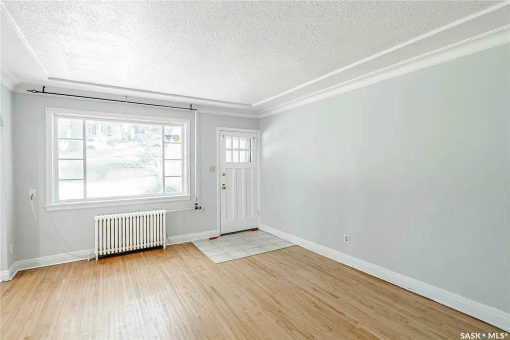 710 Mcpherson Avenue Saskatoon SK S7N 0X8