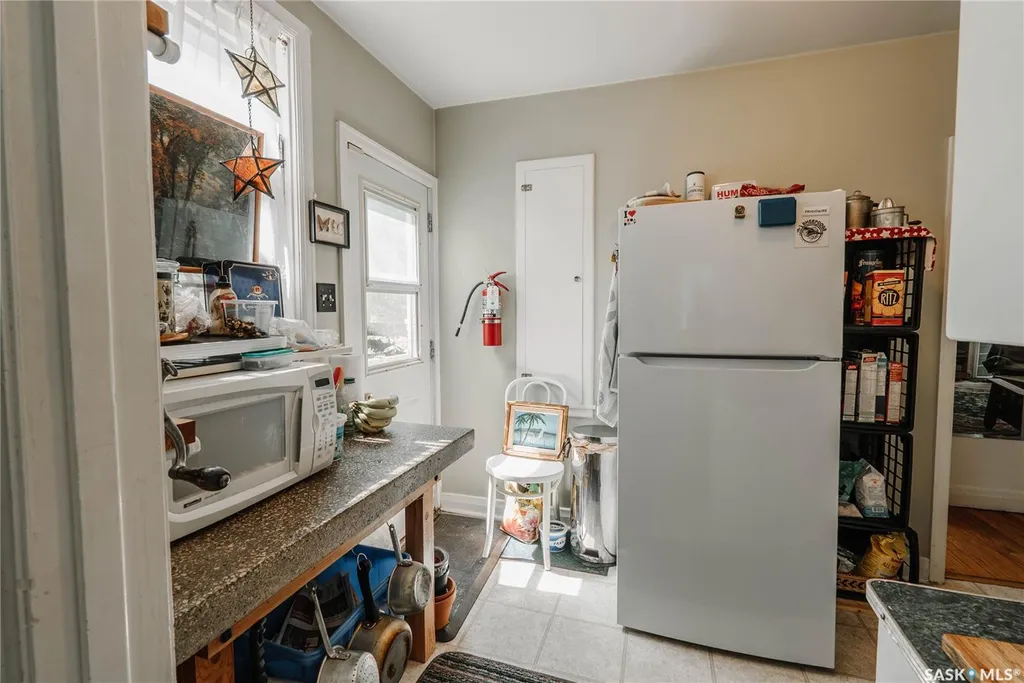 710 Mcpherson Avenue Saskatoon SK S7N 0X8