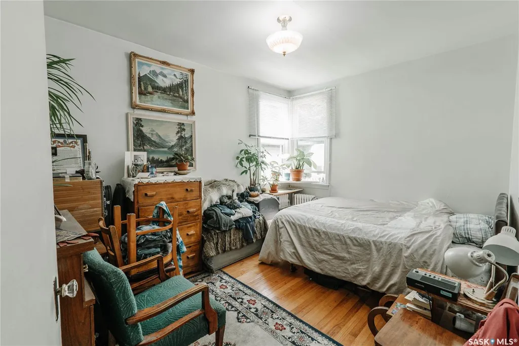 710 Mcpherson Avenue Saskatoon SK S7N 0X8
