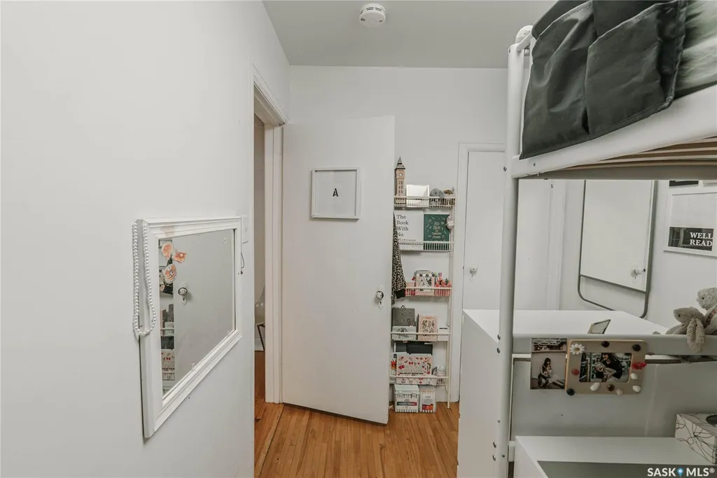 710 Mcpherson Avenue Saskatoon SK S7N 0X8