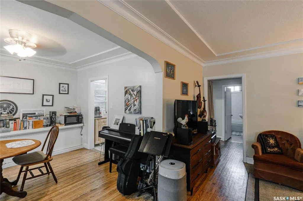 710 Mcpherson Avenue Saskatoon SK S7N 0X8