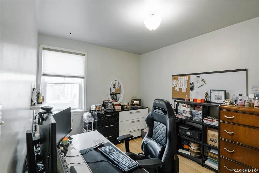 710 Mcpherson Avenue Saskatoon SK S7N 0X8