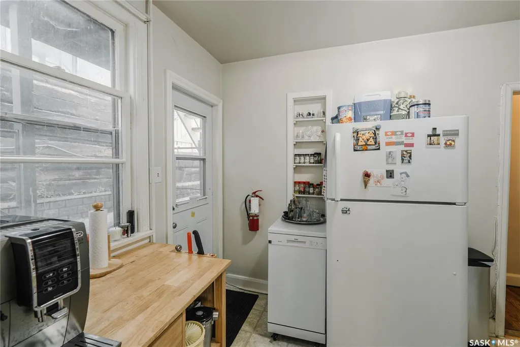 710 Mcpherson Avenue Saskatoon SK S7N 0X8