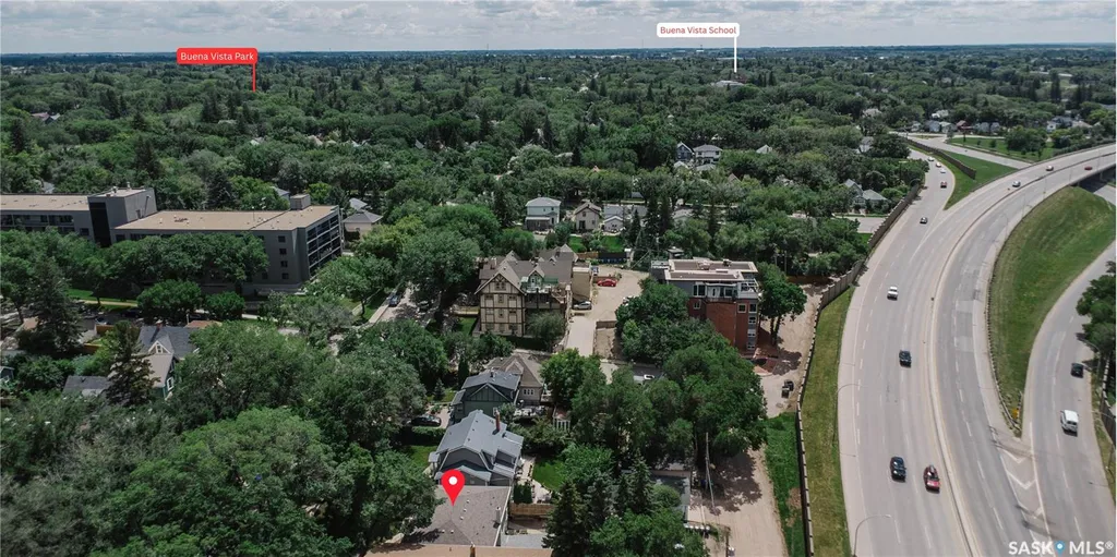 710 Mcpherson Avenue Saskatoon SK S7N 0X8